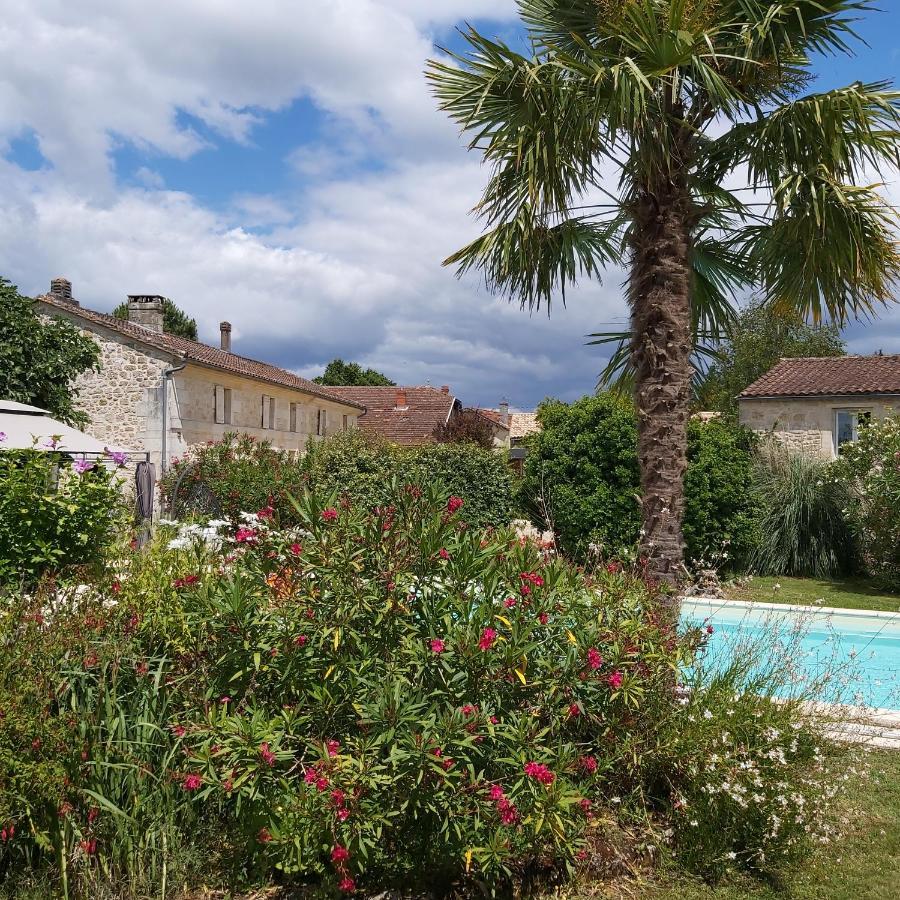 Chambres D'Hotes Du Domaine De Lansac Lansac  Exterior photo