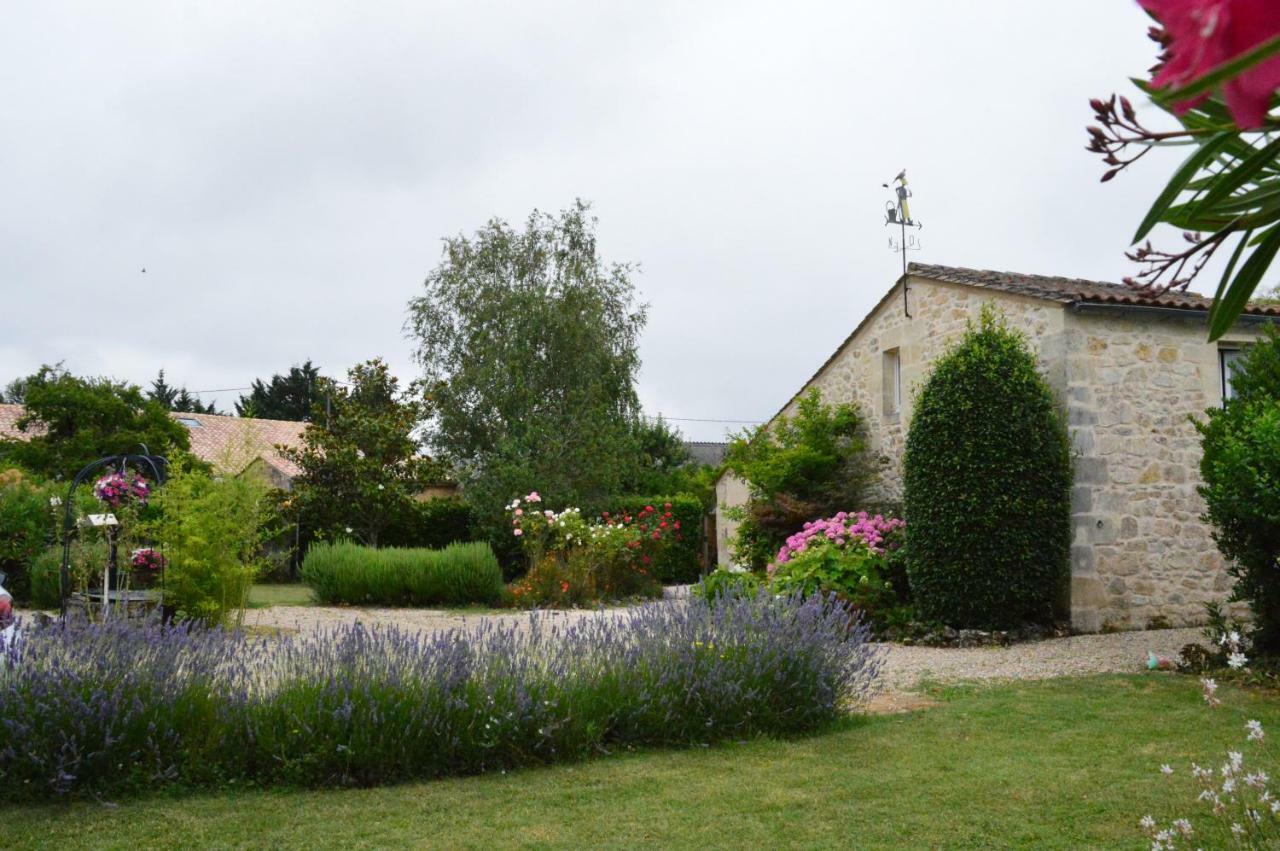 Chambres D'Hotes Du Domaine De Lansac Lansac  Exterior photo